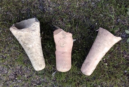 Feet of 1st century wine amphorae, Bizanet.